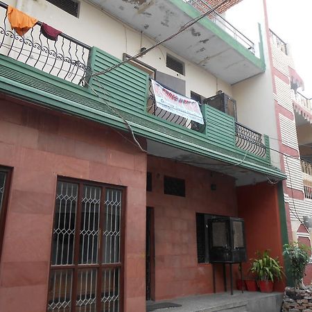 Gaurav Guest House 马图拉 外观 照片