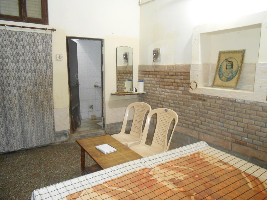 Gaurav Guest House 马图拉 外观 照片