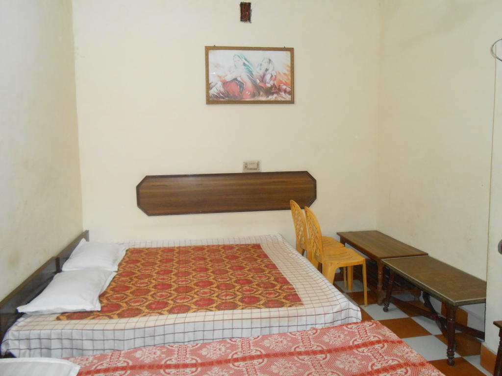 Gaurav Guest House 马图拉 外观 照片